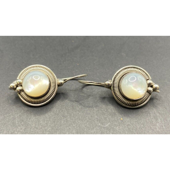Mother Of Pearl Scroll Hook Drop Earrings Oval Gemstone 925 Sterling Silver BA - Picture 8 of 10